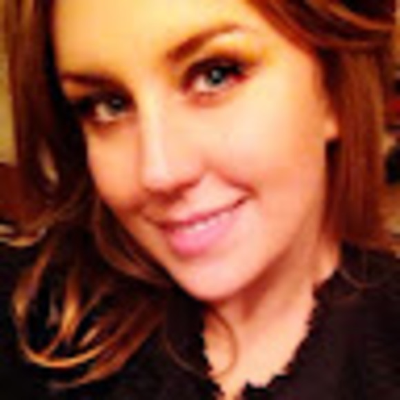 Meet your Posher, Kim - Picture 1 of 1